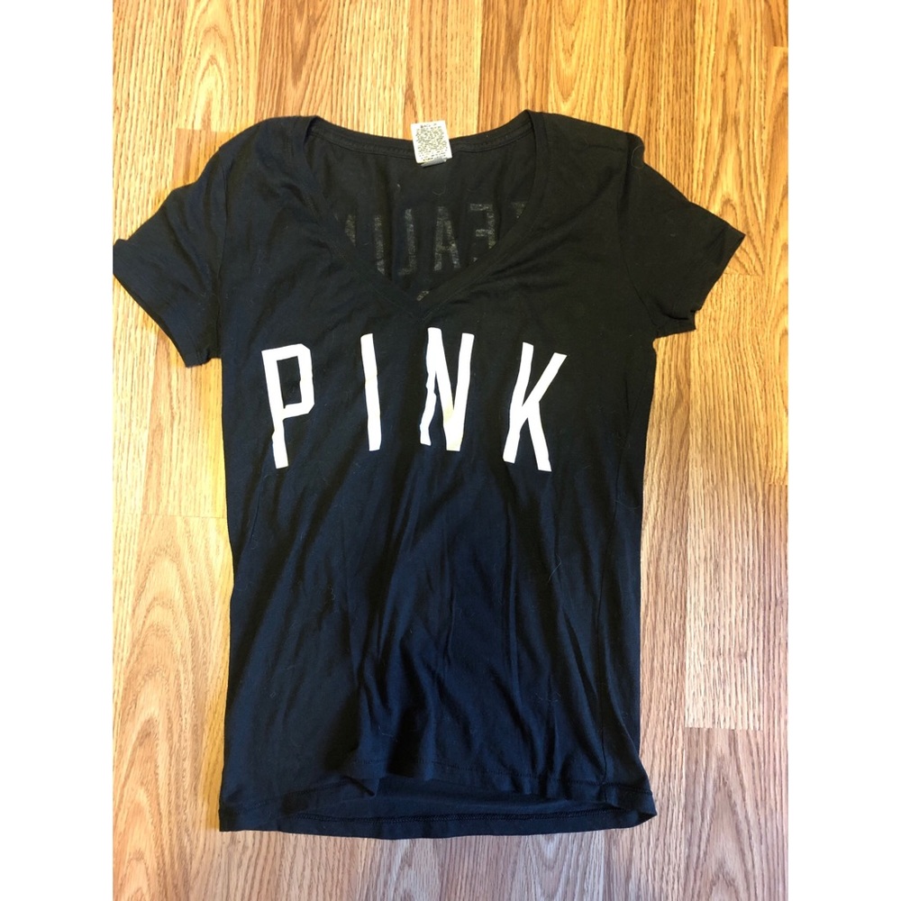 VICTORIA SECERT PINK CHICAGO WHITE SOX SHIRT